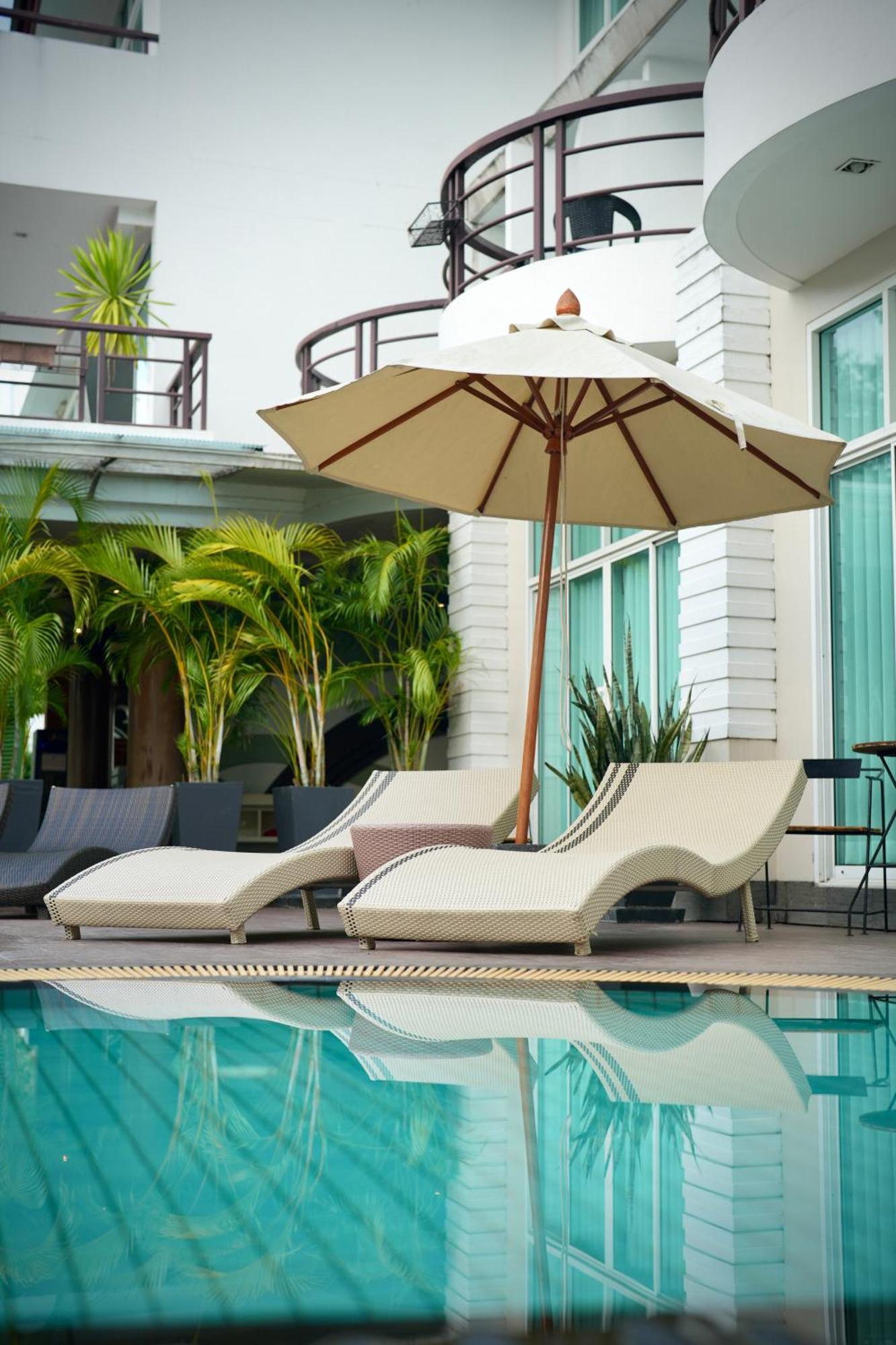 A-Te Chumphon Hotel - Sha Plus Luaran gambar